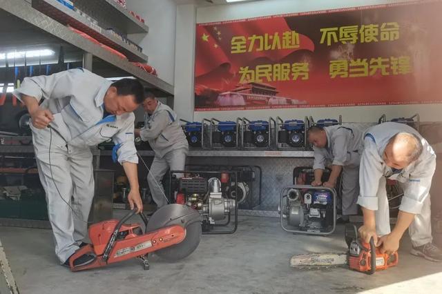 积极做好防汛防台工作（二）凯发k8入口本市房管系统(图7)