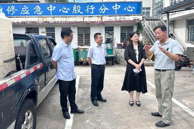 积极做好防汛防台工作（二）凯发k8入口本市房管系统(图15)