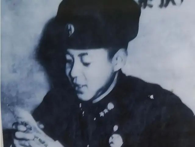 1年后鉴定人披露事故发生的详情惹人泪目凯发k8国际1962年雷锋因公牺牲4(图5)
