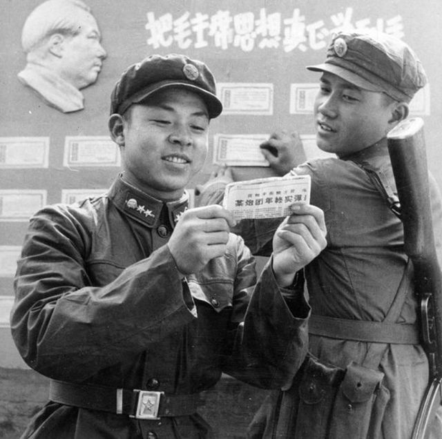 1年后鉴定人披露事故发生的详情惹人泪目凯发k8国际1962年雷锋因公牺牲4(图21)