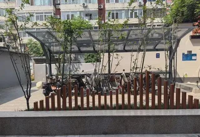 搭乱建居民想提升小区环境的愿望实现了k8凯发一触即发拆除700平方米私(图6)