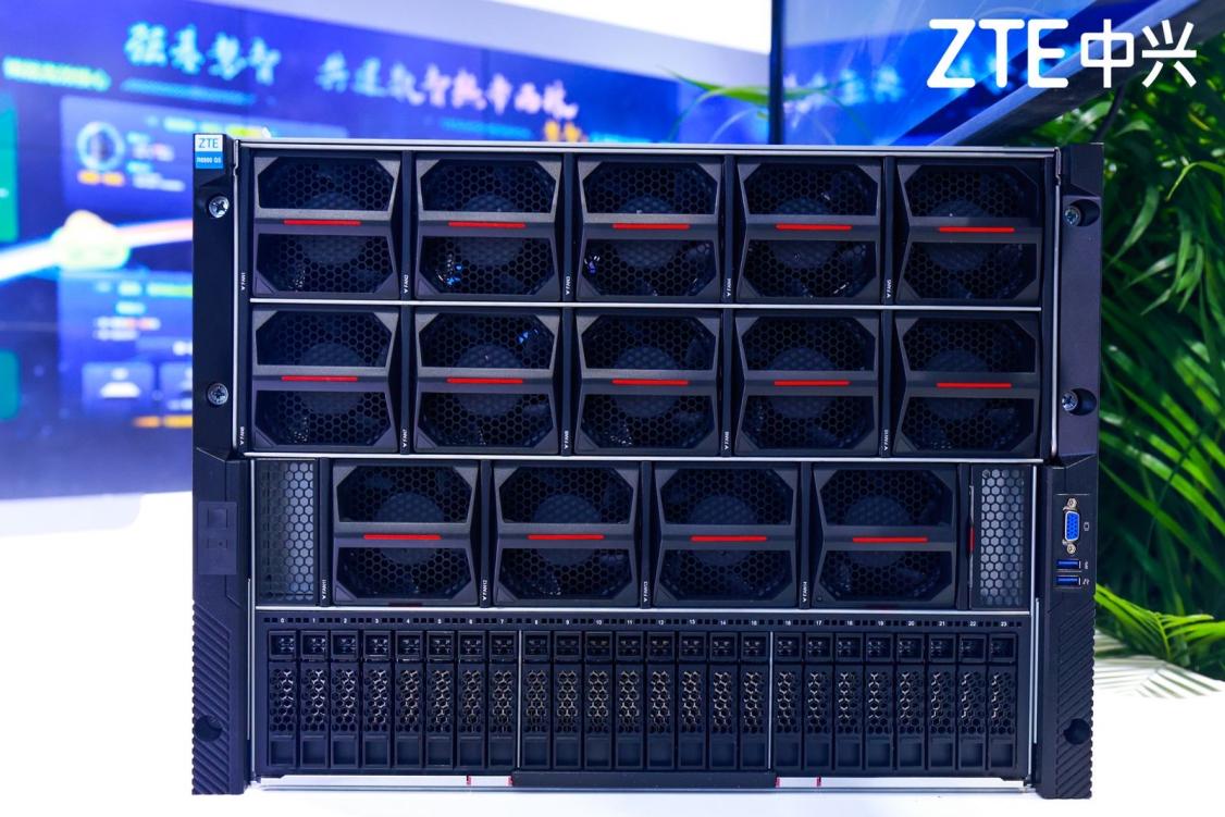 器R6900 G5亮相中移合作伙伴大会专